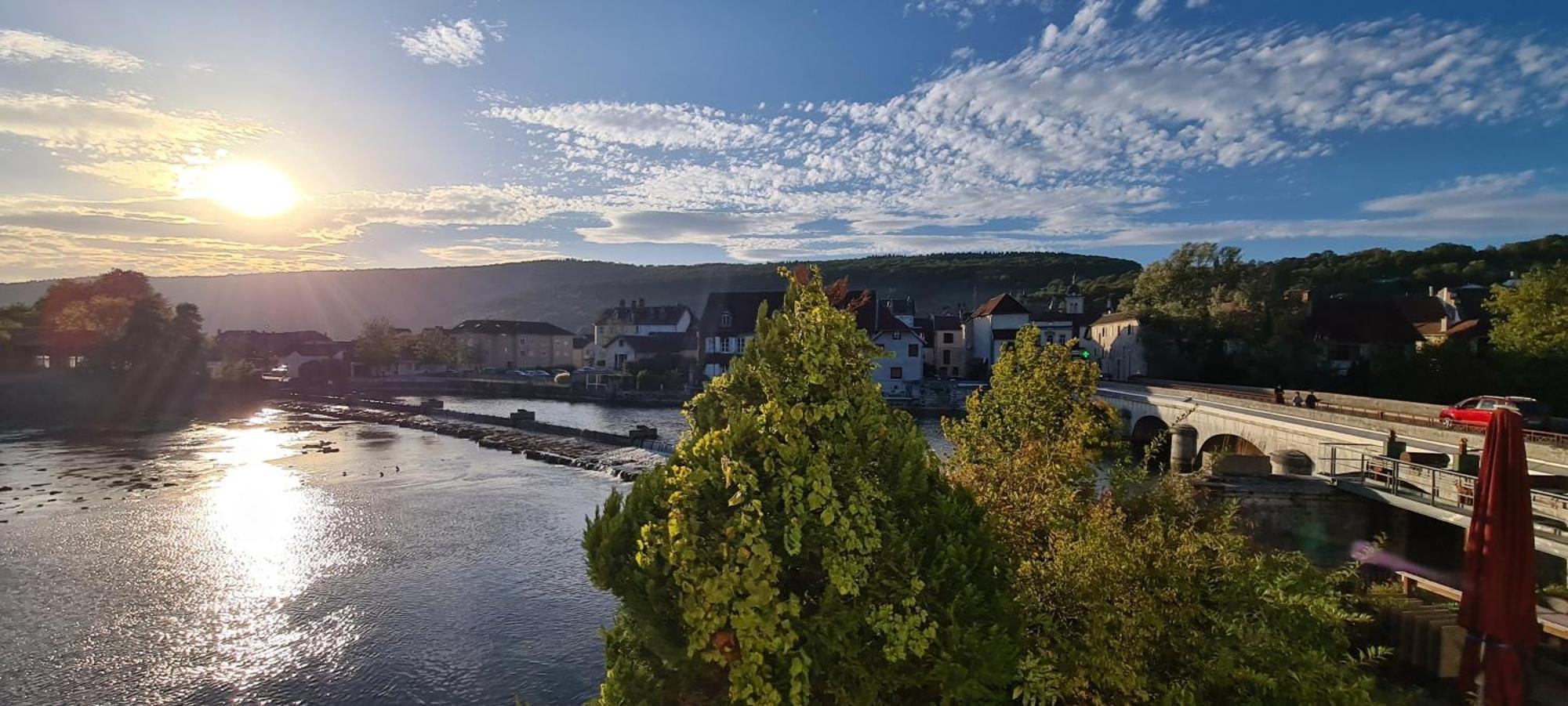 La Truite De La Loue Hotel Quingey Kültér fotó