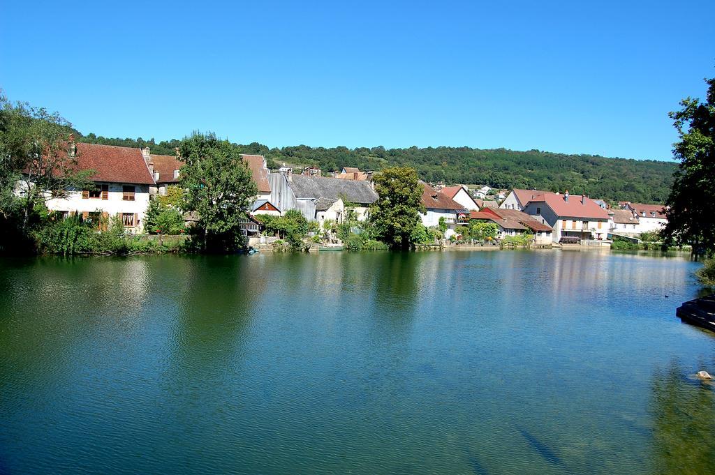 La Truite De La Loue Hotel Quingey Kültér fotó