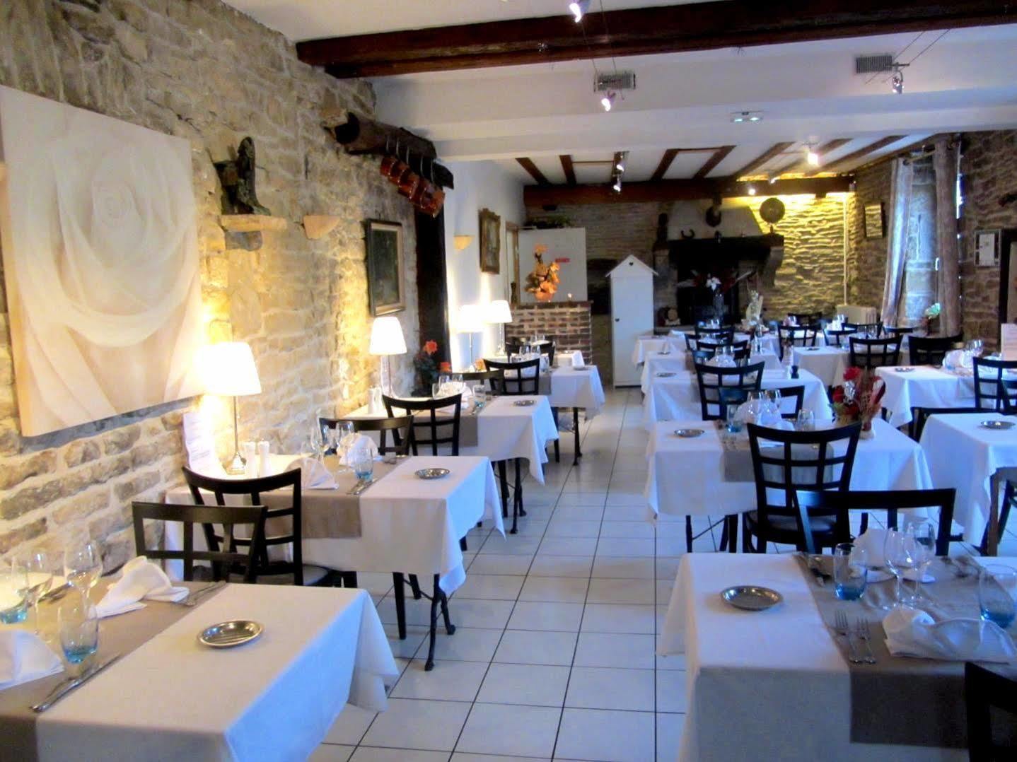 La Truite De La Loue Hotel Quingey Kültér fotó